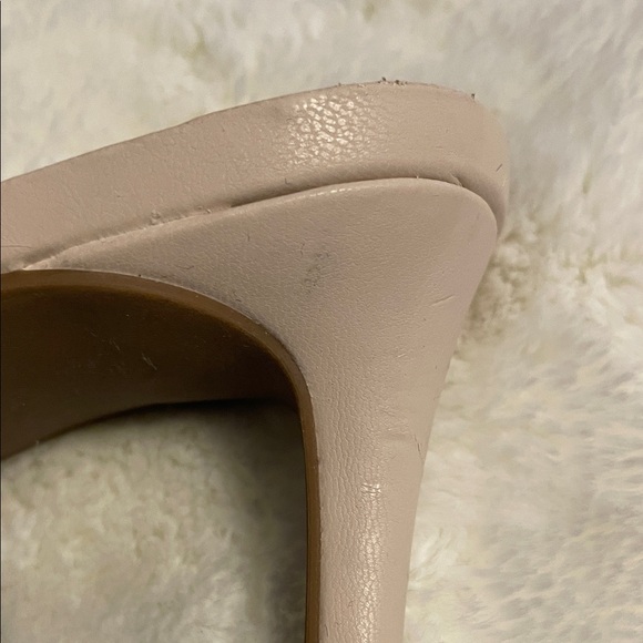 Cushionaire Women's Tan Mules - Picture 3 of 9